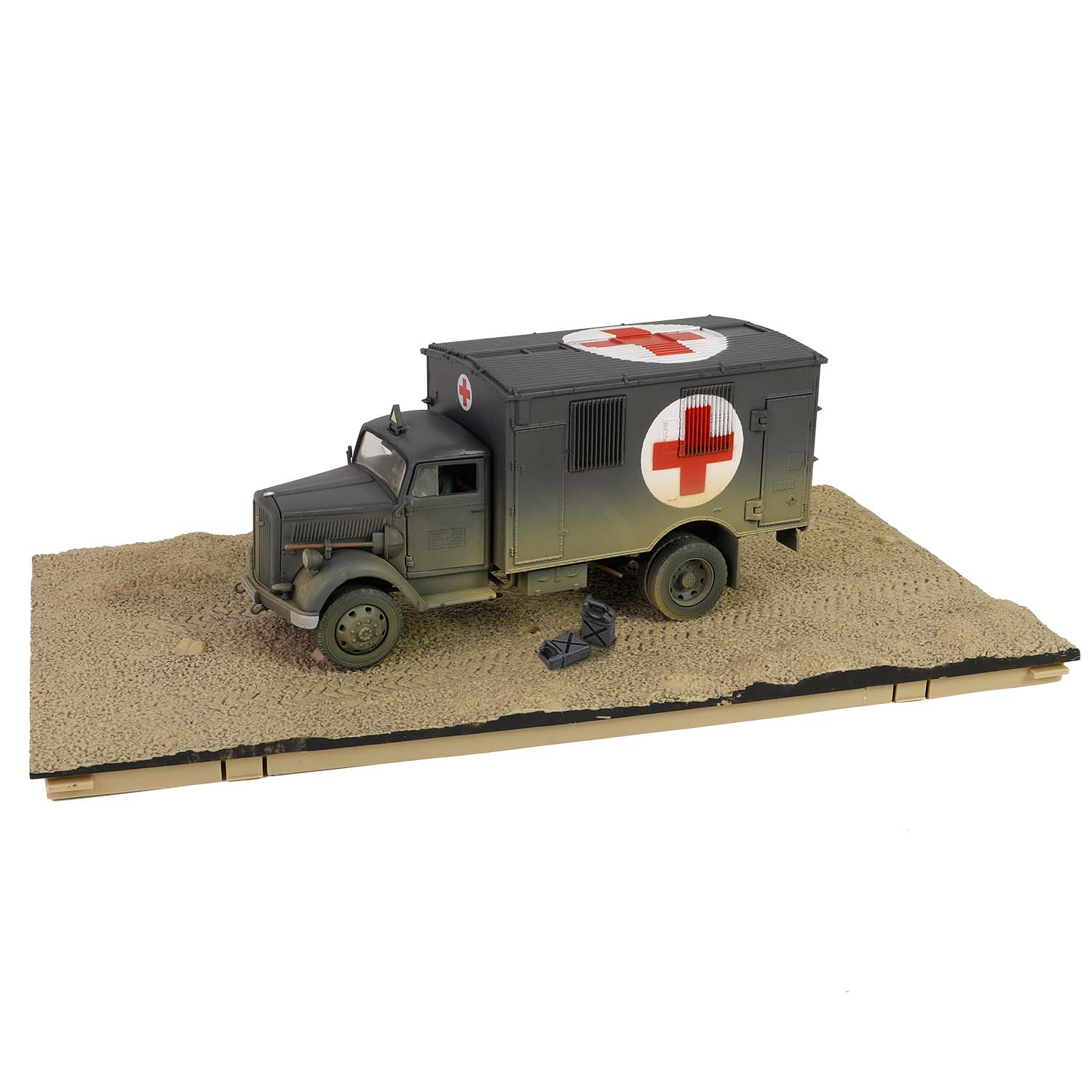 欧宝“闪电”3.6-6700A型Kfz.305救护卡车 (国防灰色涂装RAL 7021)