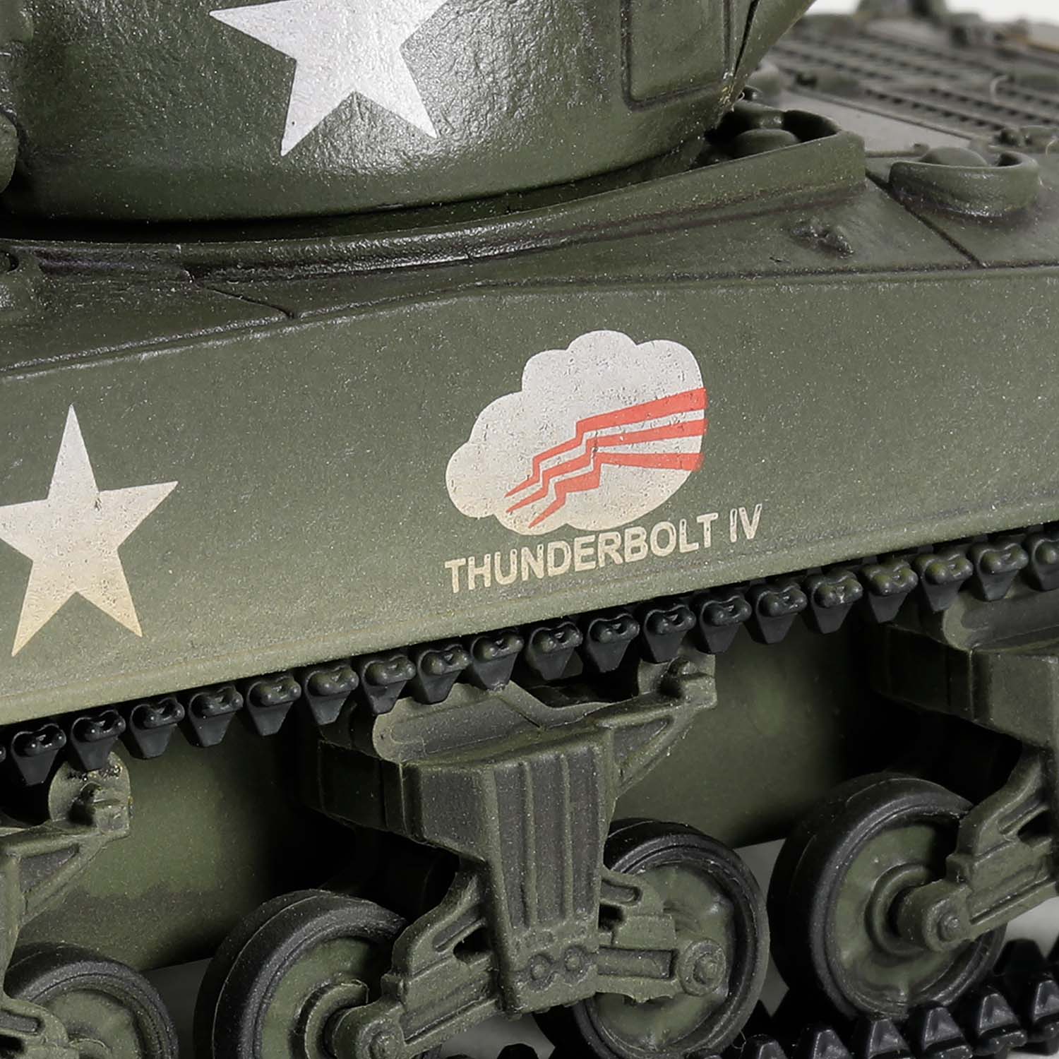 美国中型坦克谢尔曼M4A3(76)“霹雳4号”